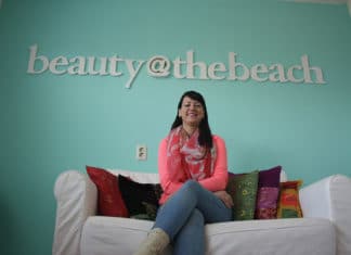 De schoonheidssalon aan het strand