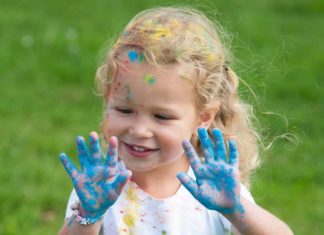 Wiebelen en friemelen