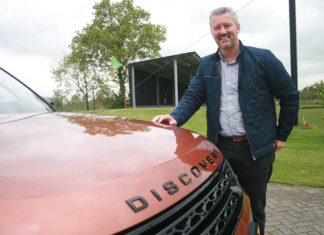 Match the car… Land Rover Discovery Match the Car Land Rover Discovery (c) Arjan Klaver