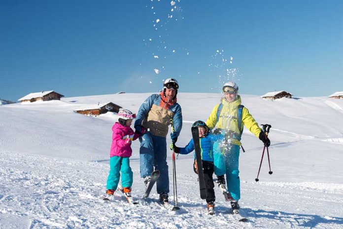 Familieplezier in de sneeuw