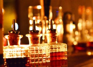 Vlieg niet uit de BOCHT! Fintessa Vermogensbeheer - Vlieg niet uit de BOCHT!