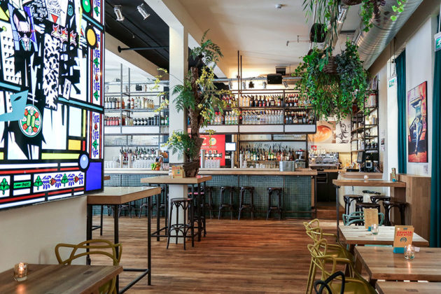 Metropole Café NRC - Het meest veelzijdige café van Rotterdam