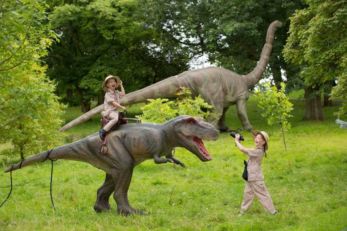 Dino’s komen deze zomer tot leven in Schiedam