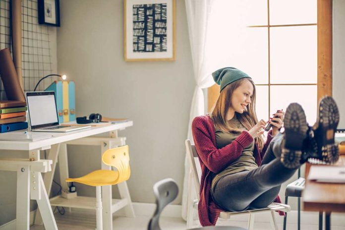 Jorissa Neutelings - Zelfstandig (?) op kamers