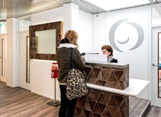 Are you being served? Tandheelkundig Centrum Kerkelanden - Fotografie Nico Brons