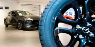 Mulder-Mazda - Fotografie Marc de Jong