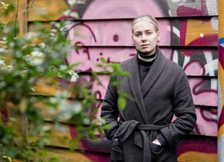 Áslaug Vigfúsdóttir: ‘Denken in doelen is de kwaal van onze generatie’ Interview Áslaug Vigfúsdóttir - Fotografie Nico Brons