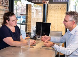Kijkcomfort centraal: Altijd een heldere oplossing bij Opticlaer Opticiens Opticlaer Opticiens - Fotografie Nico Brons